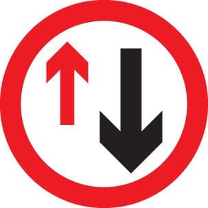 57819 Vehicle priority class RA1 600mm dia (600mm dia) Safety Sign