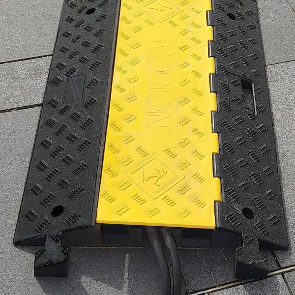 TRAFFIC-LINE Cable Ramp - LARGE